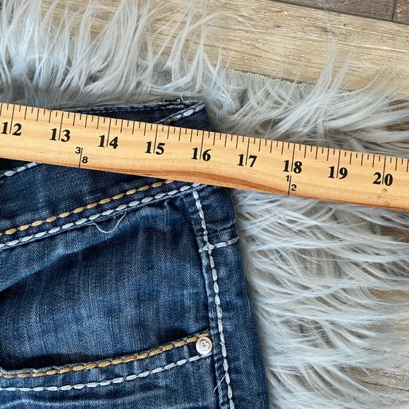 Southpole Y2K Men's Denim Shorts Size 36 Distressed Raw Hem Color Blue - Picture 8 of 12